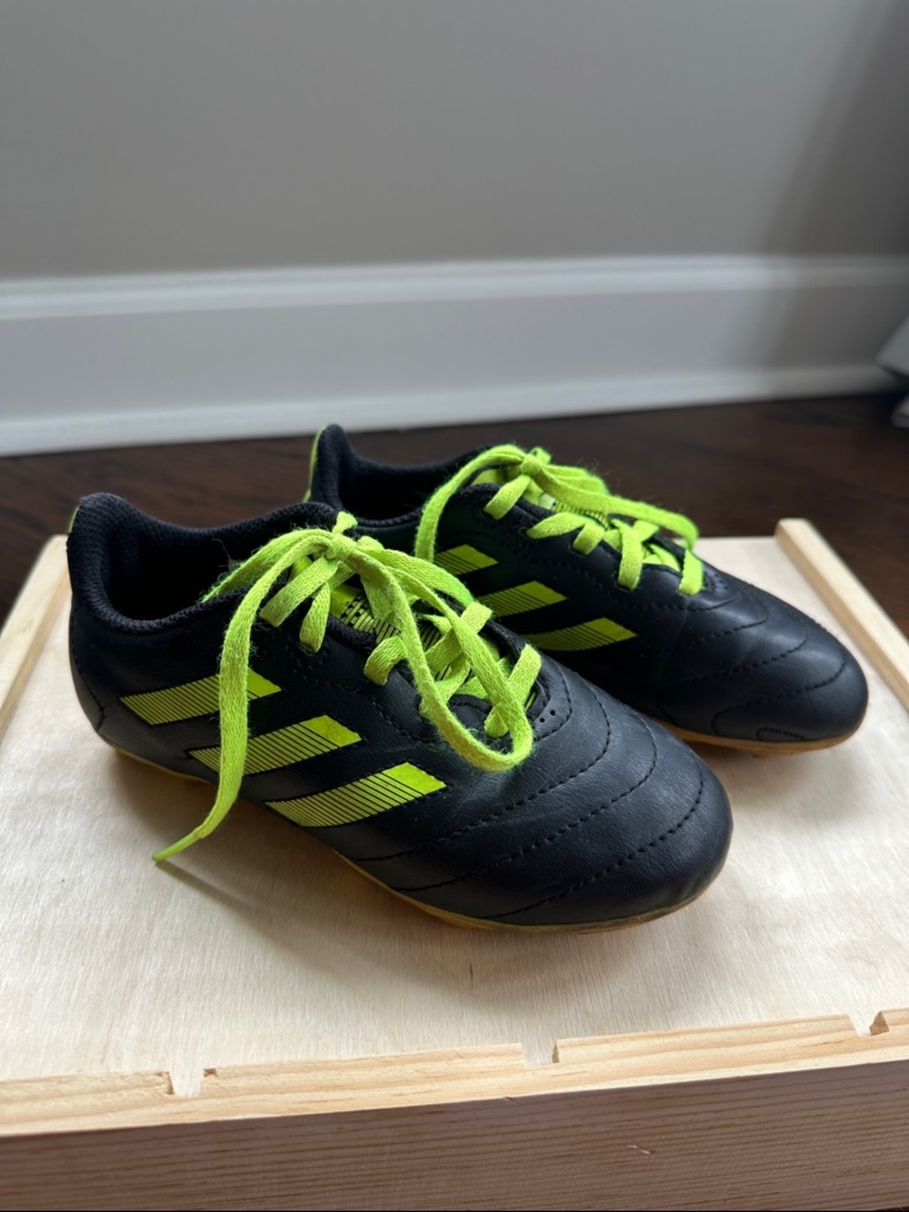 Kids Adidas Soccer Cleats: size 12K